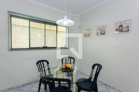 Casa à venda com 200m², 4 quartos e 4 vagasCopa
