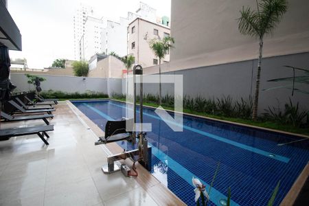 Studio para alugar com 25m², 1 quarto e sem vaga Studio para alugar com 25m², 1 quarto e sem vagaÁrea comum - Piscina