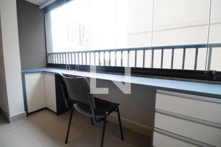 Studio para alugar com 25m², 1 quarto e sem vaga Studio para alugar com 25m², 1 quarto e sem vagaVaranda