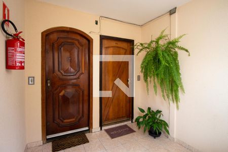 Apartamento para alugar com 56m², 2 quartos e 1 vaga Apartamento para alugar com 56m², 2 quartos e 1 vagaÁrea comum / Hall de Entrada