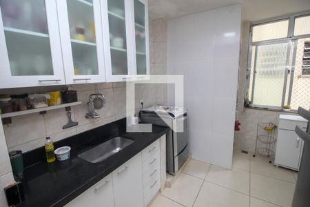 Apartamento à venda com 70m², 2 quartos e sem vagaCozinha - Armários