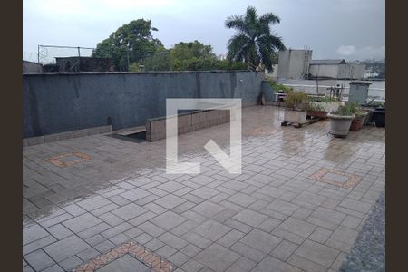 Casa à venda com 630m², 4 quartos e 3 vagas Casa à venda com 630m², 4 quartos e 3 vagasÁrea comum