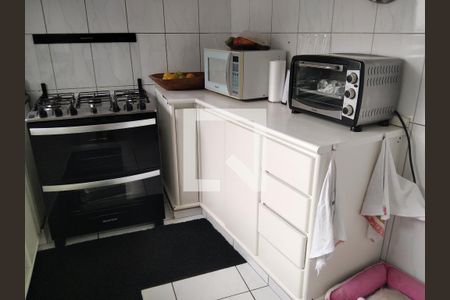 Casa à venda com 630m², 4 quartos e 3 vagas Casa à venda com 630m², 4 quartos e 3 vagasCozinha