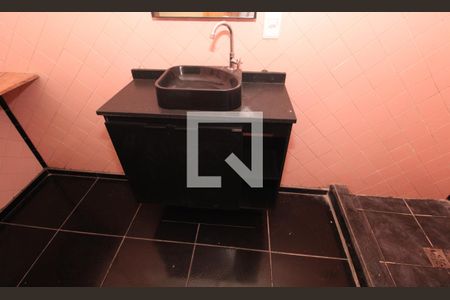 Casa para alugar com 150m², 3 quartos e sem vagaBanheiro 