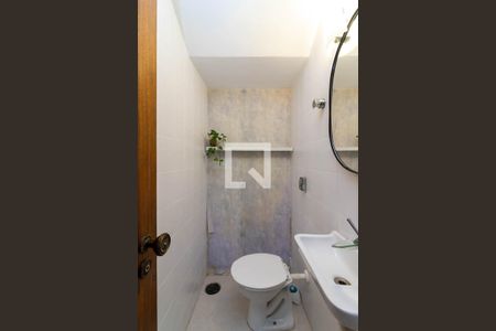 Lavabo de casa para alugar com 3 quartos, 380m² em Jardim Franca, São Paulo