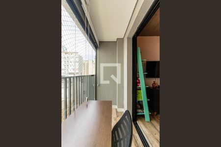 Varanda de kitnet/studio à venda com 1 quarto, 30m² em Santa Ifigênia, São Paulo