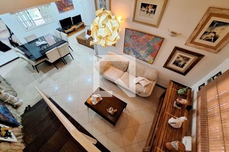 Sala de casa à venda com 3 quartos, 206m² em Maravista, Niterói