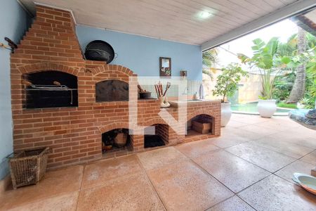 Casa à venda com 246m², 3 quartos e 2 vagasVaranda gourmet