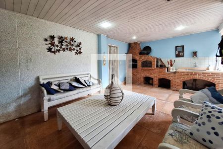 Casa à venda com 246m², 3 quartos e 2 vagasVaranda gourmet