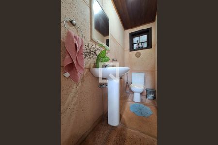 Casa à venda com 246m², 3 quartos e 2 vagasBanheiro 2