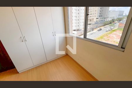 Quarto 2 de apartamento para alugar com 2 quartos, 56m² em Castelo, Belo Horizonte