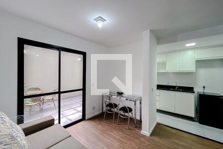Sala/Quarto de kitnet/studio para alugar com 1 quarto, 45m² em Quarta Parada, São Paulo