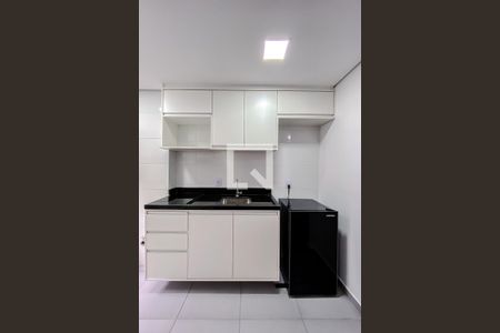 Cozinha de kitnet/studio para alugar com 1 quarto, 45m² em Quarta Parada, São Paulo