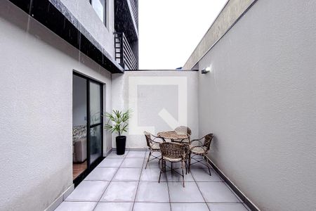 Varanda da Sala/Quarto de kitnet/studio para alugar com 1 quarto, 45m² em Quarta Parada, São Paulo