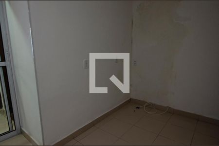 Sala de TV de casa de condomínio para alugar com 3 quartos, 600m² em Vargem Pequena, Rio de Janeiro