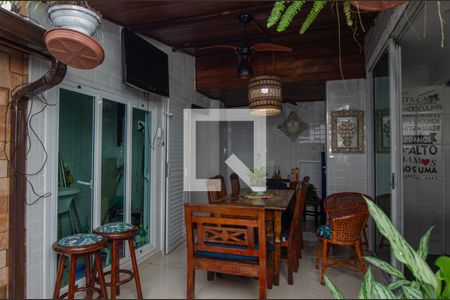 Casa de condomínio para alugar com 600m², 3 quartos e 2 vagasSala de jantar