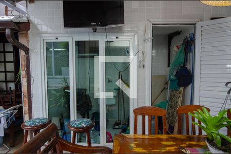 Casa de condomínio para alugar com 600m², 3 quartos e 2 vagasÁrea de Serviço