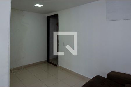 Casa de condomínio para alugar com 600m², 3 quartos e 2 vagasSala de TV