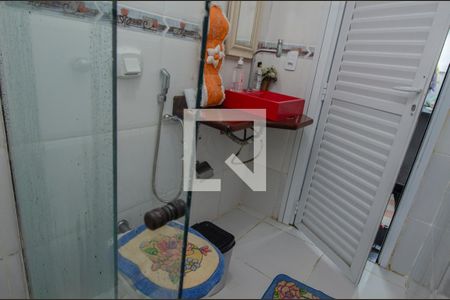 Casa de condomínio para alugar com 600m², 3 quartos e 2 vagasBanheiro social