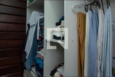 Casa de condomínio para alugar com 600m², 3 quartos e 2 vagasCloset da suite 3