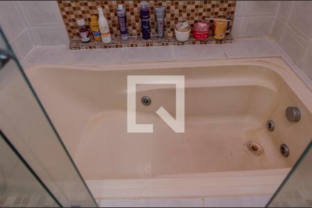 Casa de condomínio para alugar com 600m², 3 quartos e 2 vagasBanheiro da Suíte 2