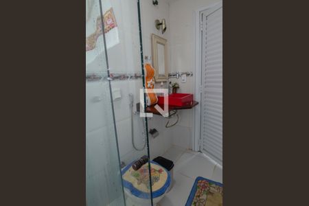 Casa de condomínio para alugar com 600m², 3 quartos e 2 vagasBanheiro social