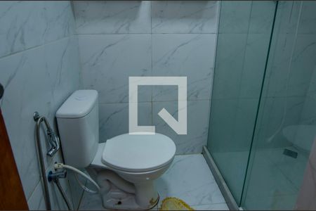 Casa de condomínio para alugar com 600m², 3 quartos e 2 vagasBanheiro da Suíte 3