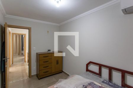 Casa à venda com 103m², 3 quartos e 2 vagasQuarto 3