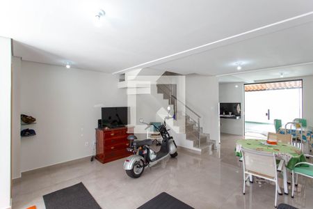 Sala de casa à venda com 3 quartos, 103m² em Santa Rosa, Belo Horizonte