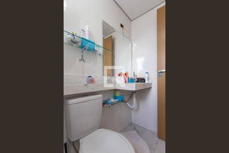 Casa à venda com 103m², 3 quartos e 2 vagasBanheiro da Suíte