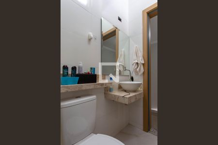 Casa à venda com 103m², 3 quartos e 2 vagasBanheiro Social