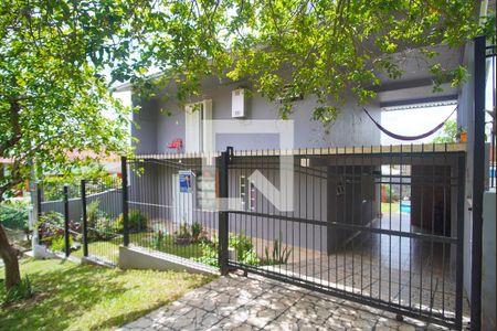 Casa à venda com 200m², 4 quartos e 2 vagasFachada