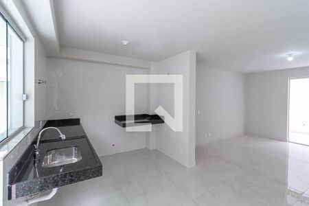 Apartamento à venda com 180m², 3 quartos e 2 vagas Apartamento à venda com 180m², 3 quartos e 2 vagasCozinha