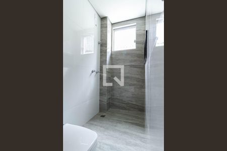 Apartamento à venda com 180m², 3 quartos e 2 vagas Apartamento à venda com 180m², 3 quartos e 2 vagasBanheiro da suíte