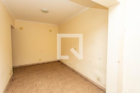 Casa à venda com 900m², 5 quartos e 10 vagasDependência de hospedes - Sala 