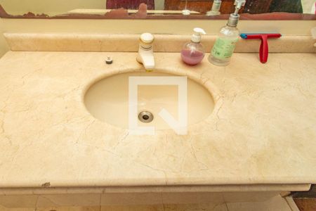 Casa à venda com 900m², 5 quartos e 10 vagasLavabo 