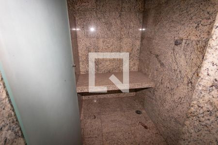 Casa à venda com 900m², 5 quartos e 10 vagasSalão - sauna 