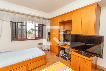 Casa à venda com 900m², 5 quartos e 10 vagasQuarto 2 - suíte 