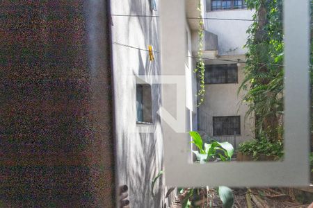 Casa à venda com 900m², 5 quartos e 10 vagasDependência de hospedes - Vista Quarto 1