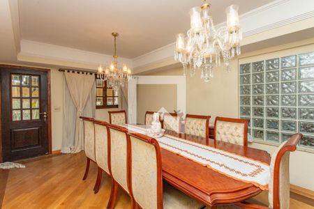 Casa à venda com 900m², 5 quartos e 10 vagasSala de jantar 