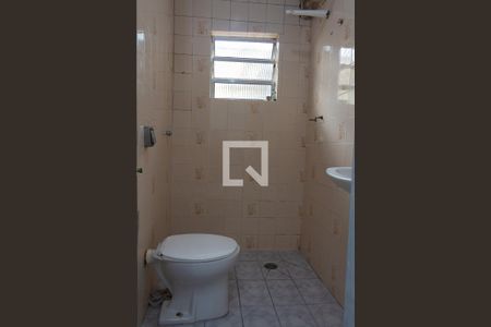Banheiro de casa para alugar com 1 quarto, 50m² em Vila Nova Alba, São Paulo