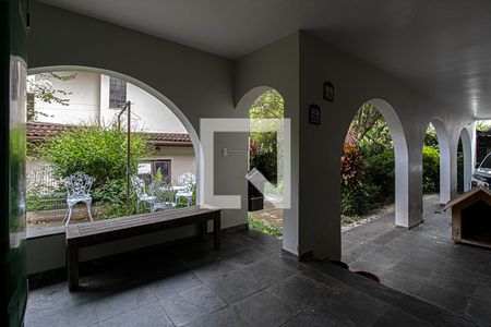 Casa à venda com 350m², 4 quartos e 4 vagaschurrasqueira_3