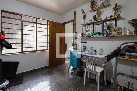 Casa à venda com 350m², 4 quartos e 4 vagasquarto de serviço adaptado como academia_4