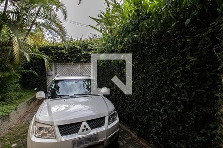 Casa à venda com 350m², 4 quartos e 4 vagasgaragem1_4