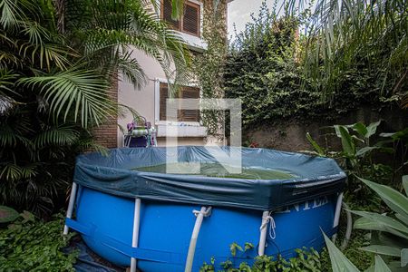 Casa à venda com 350m², 4 quartos e 4 vagasespaço para a piscina_2