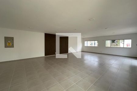 Apartamento para alugar com 43m², 2 quartos e sem vaga Apartamento para alugar com 43m², 2 quartos e sem vagaSalão de Festas