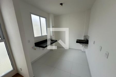 Apartamento para alugar com 43m², 2 quartos e sem vaga Apartamento para alugar com 43m², 2 quartos e sem vagaCozinha - Lavanderia