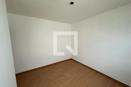 Dormitório 01 de apartamento para alugar com 2 quartos, 43m² em Jardim Ouro Branco, Ribeirão Preto