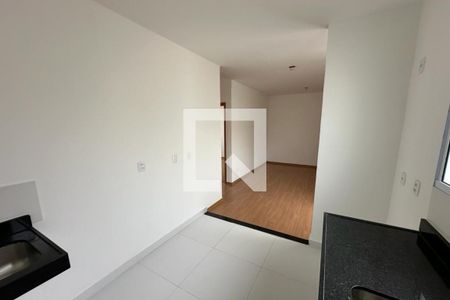 Apartamento para alugar com 43m², 2 quartos e sem vaga Apartamento para alugar com 43m², 2 quartos e sem vagaCozinha - Lavanderia