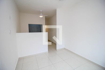 Sala/Quarto de kitnet/studio para alugar com 1 quarto, 30m² em Centro, Rio de Janeiro